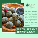 Bliss of Earth 200 gm Strawberry Powder Natural Spray Dried & 200gm unhulled Black Sesame Seeds, Kaale Til, Fresh
